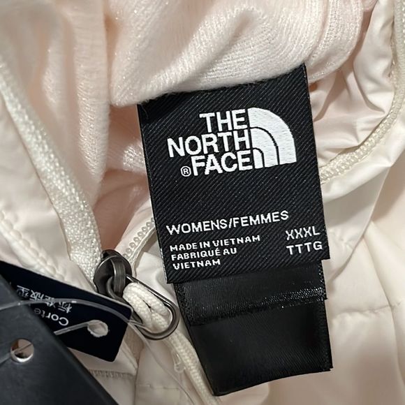 NorthFace Gardenia White Reversible Jacket-NWT - Picture 14 of 15